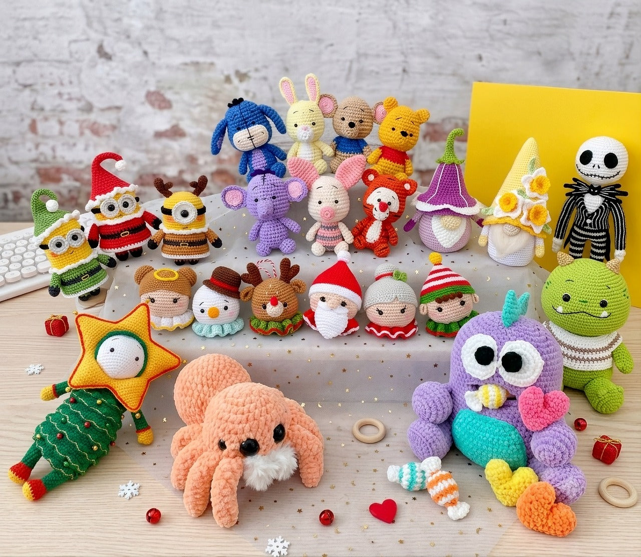 2000 Crochet Patterns + 5 Beginner Guides