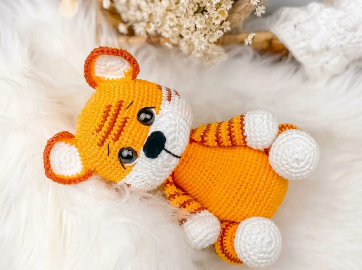 Amigurumi Zoo Crochet Patterns: 5+ Adorable Safari Animals (PDF)